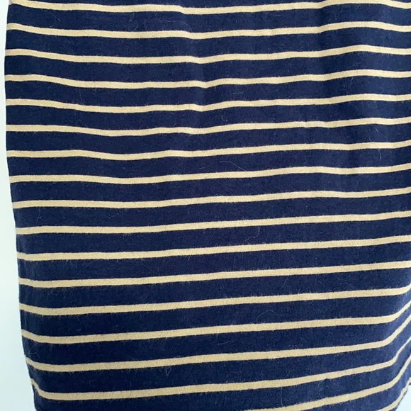 Aritzia T.Babaton Stripped Shirt - Picture 2 of 2